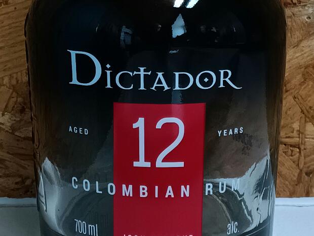 Dictador
